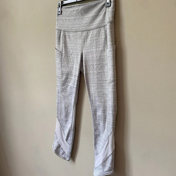 Athleta Women's Small High Rise Jacquard Mesh Chat to Town Capri Crop Leggings - Picture 9 of 16